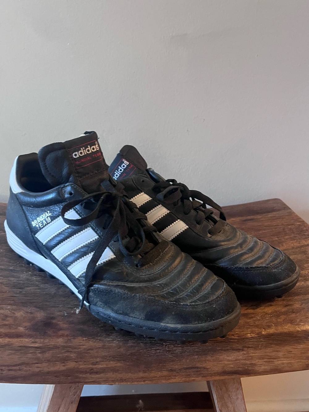 Adidas mundial team turf soccer cleats